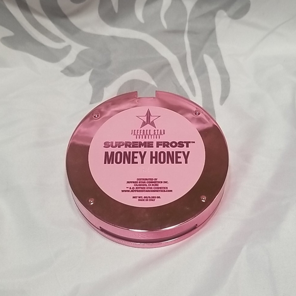 Jeffree Star - Picture 2 of 2